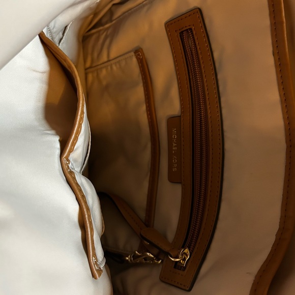 Michael Kors backpack - Picture 2 of 10